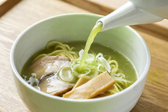 牧之原茶白湯ラーメン